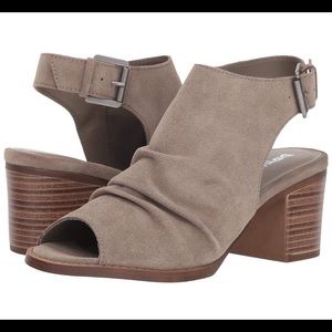 Dirty laundry Tena Grey size 10